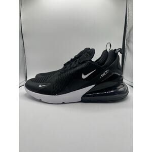 Nike Air Max 270 GS “Black White” size 7Y